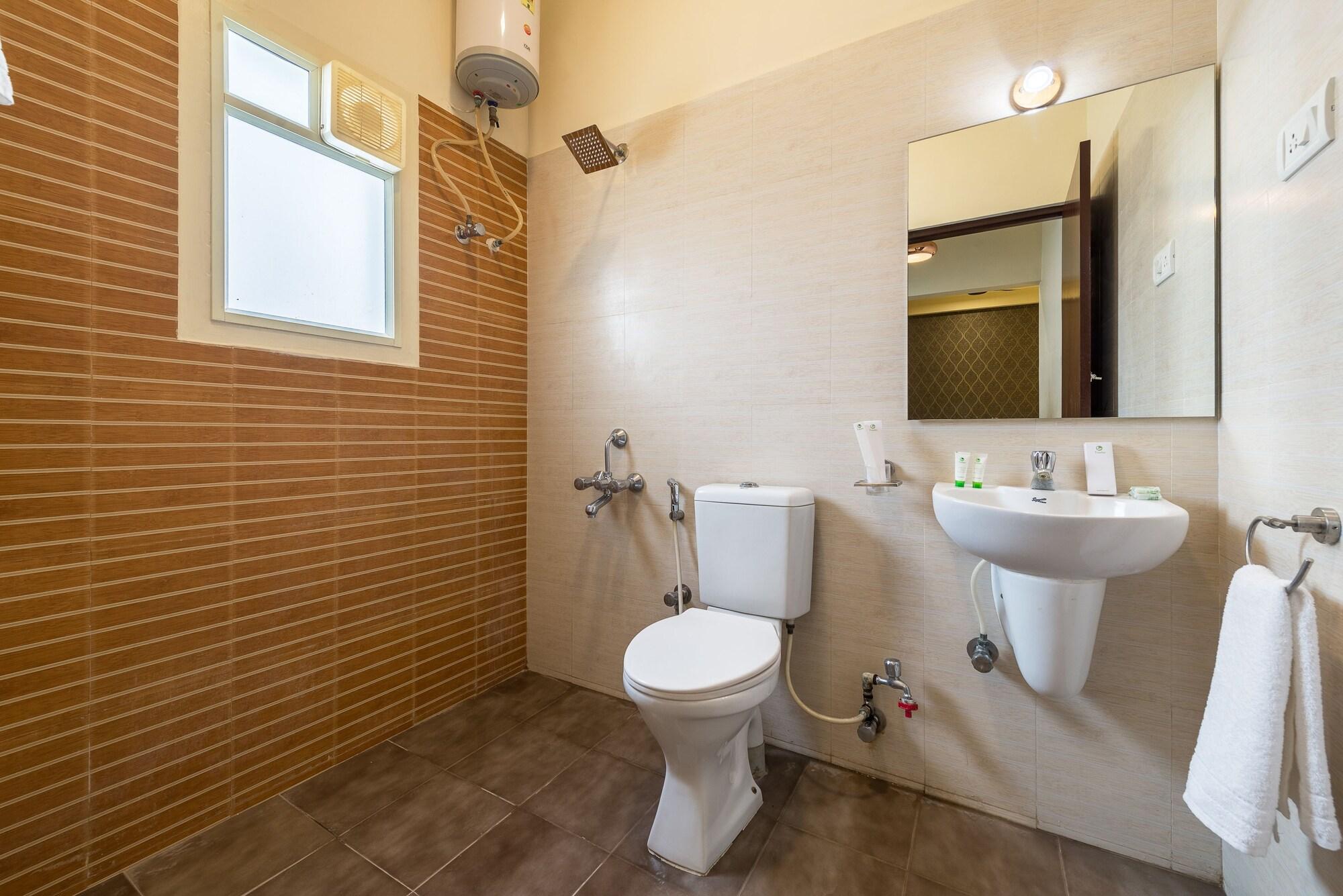 Treebo Nestlay Casa Hotel Csennai Kültér fotó